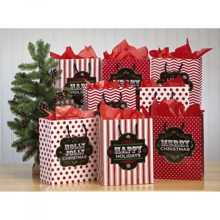 Quick & Easy Christmas Gift Bags - How to Nest for Less™