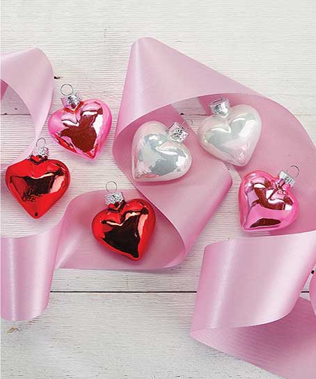 Shop Decor Looks at Current Catalog